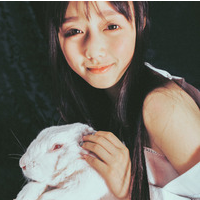 女生优雅安静qq头像:喜欢独自忧伤_WWW.TQQA.COM