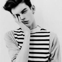 QQ欧美头像男生帅气:欧美帅气男生头像超拽_WWW.TQQA.COM