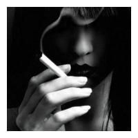 女生伤感灰色头像抽烟的:心是一座坟_WWW.TQQA.COM