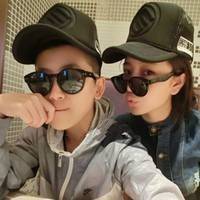 情侣双人两张一对头像:深情似海真心一片_WWW.TQQA.COM
