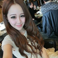 抱着小狗的可爱女生头像:卖萌是与身俱来的天赋_WWW.TQQA.COM