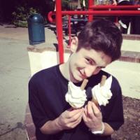 高清欧美男头像,明明爱你爱的想靠近_WWW.TQQA.COM