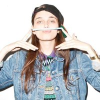 欧美帅气女头像:我的天空_WWW.TQQA.COM