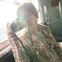 夏季专用头像:穿格子衬衫的小清新女头_WWW.TQQA.COM