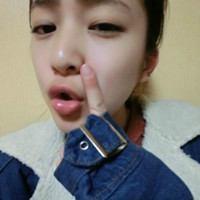 情侣头像一男一女分开的两张:我的世界不能没有_WWW.TQQA.COM
