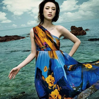 成熟娇媚的欧美女生头像_WWW.TQQA.COM