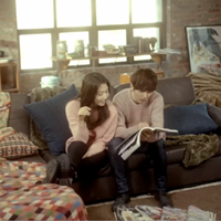 幸福情侣头像2个人一张图的:深蓝色的海洋_WWW.TQQA.COM