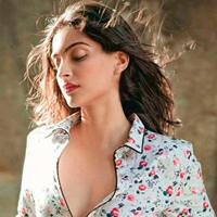 欧美头像女生:女王范_WWW.TQQA.COM