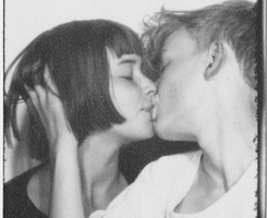 我是谁的英雄:欧美超拽qq头像男生_WWW.TQQA.COM