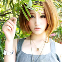 眼神交汇记住你甜蜜笑容::森系意境女生头像_WWW.TQQA.COM