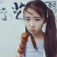 QQ非主流头像女生吸着烟感受寂寞_WWW.TQQA.COM