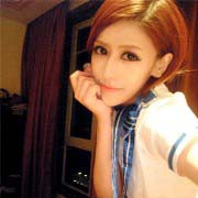 抿嘴个性女生头像_WWW.TQQA.COM