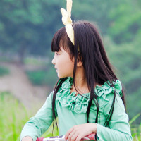 萌宝贝制服mm可爱头像_WWW.TQQA.COM