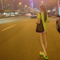 如何快乐怎么快乐:唯美女生头像:小清新_WWW.TQQA.COM