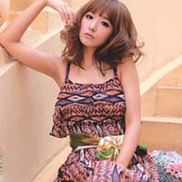 唯美穿裙子的女生头像_WWW.TQQA.COM