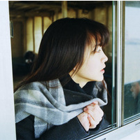 女生优雅安静qq头像:喜欢独自忧伤_WWW.TQQA.COM