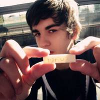 2016霸气欧美男生头像:唯i一人心_WWW.TQQA.COM