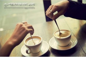 情侣头像图片一左一右+情侣签名图片_WWW.TQQA.COM