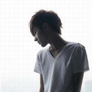 男生孤僻的头像图片_WWW.TQQA.COM