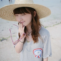 花季少女:戴帽子的唯美女生头像:超赞_WWW.TQQA.COM