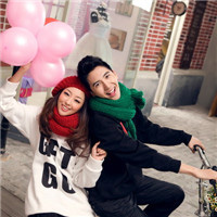 相依为命的情侣QQ头像:一对_WWW.TQQA.COM