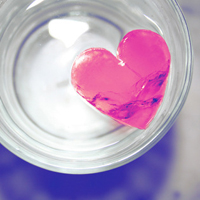 qq静态头像唯美小清新:QQ空间收藏必备精品头像大_WWW.TQQA.COM