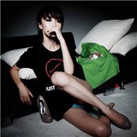 qq欧美头像女生最新_WWW.TQQA.COM