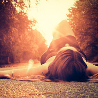 爱情渐渐褪去了颜色:唯美头像吧女头:不愿再见面_WWW.TQQA.COM