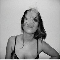 欧美女生头像红唇_WWW.TQQA.COM
