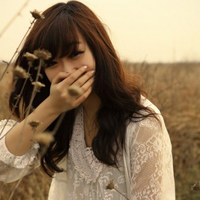 曾经的回忆还是不会忘:意境唯美QQ头像:闭上眼睛_WWW.TQQA.COM