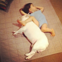 萌翻了的头像:可爱小孩萌图QQ头像_WWW.TQQA.COM