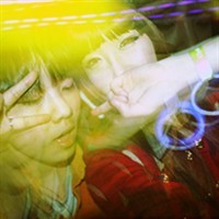 温柔可爱阿宝色姐妹头像_WWW.TQQA.COM
