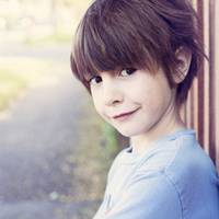 正太小小志QQ头像:小小志照片自裁_WWW.TQQA.COM