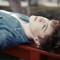 梦里的天堂i:欧美唯美意境男生头像_WWW.TQQA.COM