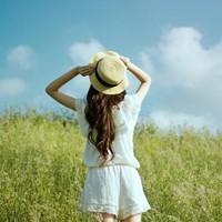 喜欢自由的女生唯美背影头像_WWW.TQQA.COM