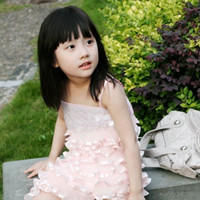 齐刘海可爱小女生QQ头像_WWW.TQQA.COM