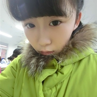 QQ可爱女生头像不带字:爱把空气结成冰_WWW.TQQA.COM