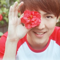 幸福时尚一男一女情侣头像:一对_WWW.TQQA.COM