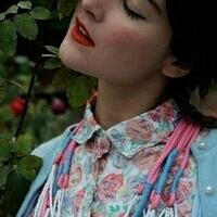 强颜欢笑其实忧伤:欧美控头像女生:感触不一样的_WWW.TQQA.COM