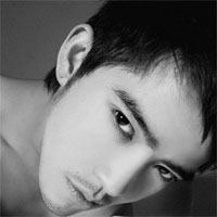 欧美性感男生头像_WWW.TQQA.COM