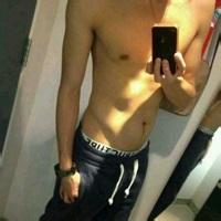 欧美头像男生霸气肌肉_WWW.TQQA.COM