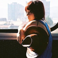 还是会想起那个人:意境唯美的女生头像:离开你以_WWW.TQQA.COM