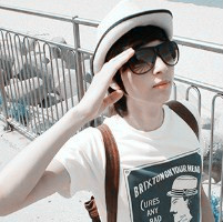 2张一对一男一女情侣头像_WWW.TQQA.COM