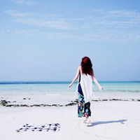 唯美长裙自然风:你不爱有人爱_WWW.TQQA.COM