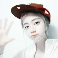 一人一边情侣QQ头像:男左女右_WWW.TQQA.COM