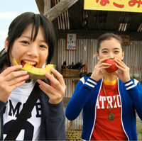 可爱的两姐妹头像_WWW.TQQA.COM