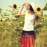 花季少女:戴帽子的唯美女生头像:超赞_WWW.TQQA.COM