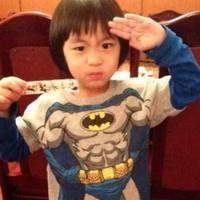 正太小小志QQ头像:小小志照片自裁_WWW.TQQA.COM