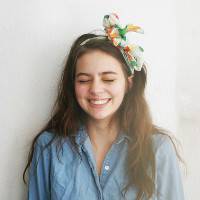 2016唯美欧美女生图片头像:暖色系_WWW.TQQA.COM