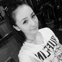 唯美漂亮清纯的女生头像:掩饰的落寞_WWW.TQQA.COM